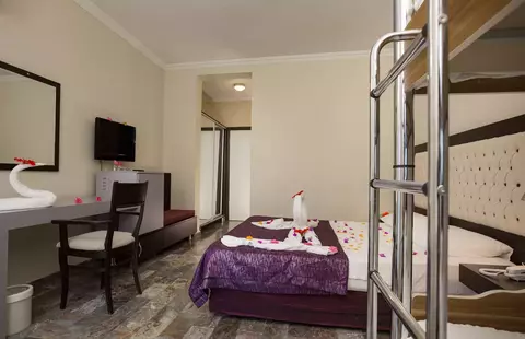 Club Akman Beach Hotel