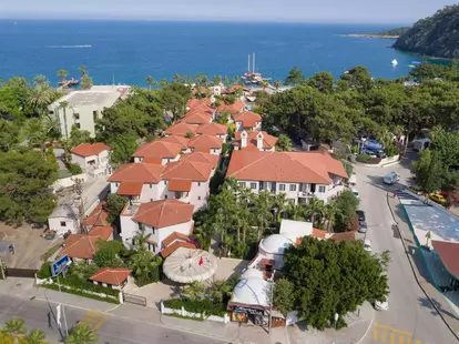 Club Akman Beach Hotel