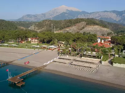 Club Akman Beach Hotel