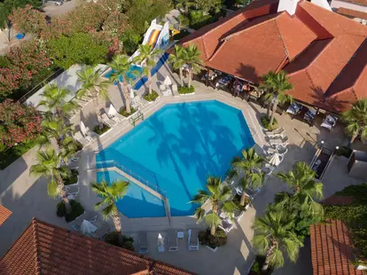 Club Akman Beach Hotel