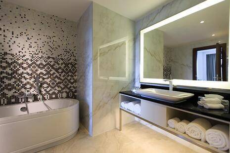 Renaissance Minsk Hotel