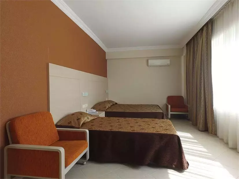 Top Hotel