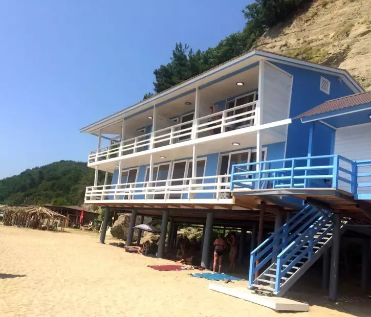 Captain Black Hotel (Капитан Блэк)