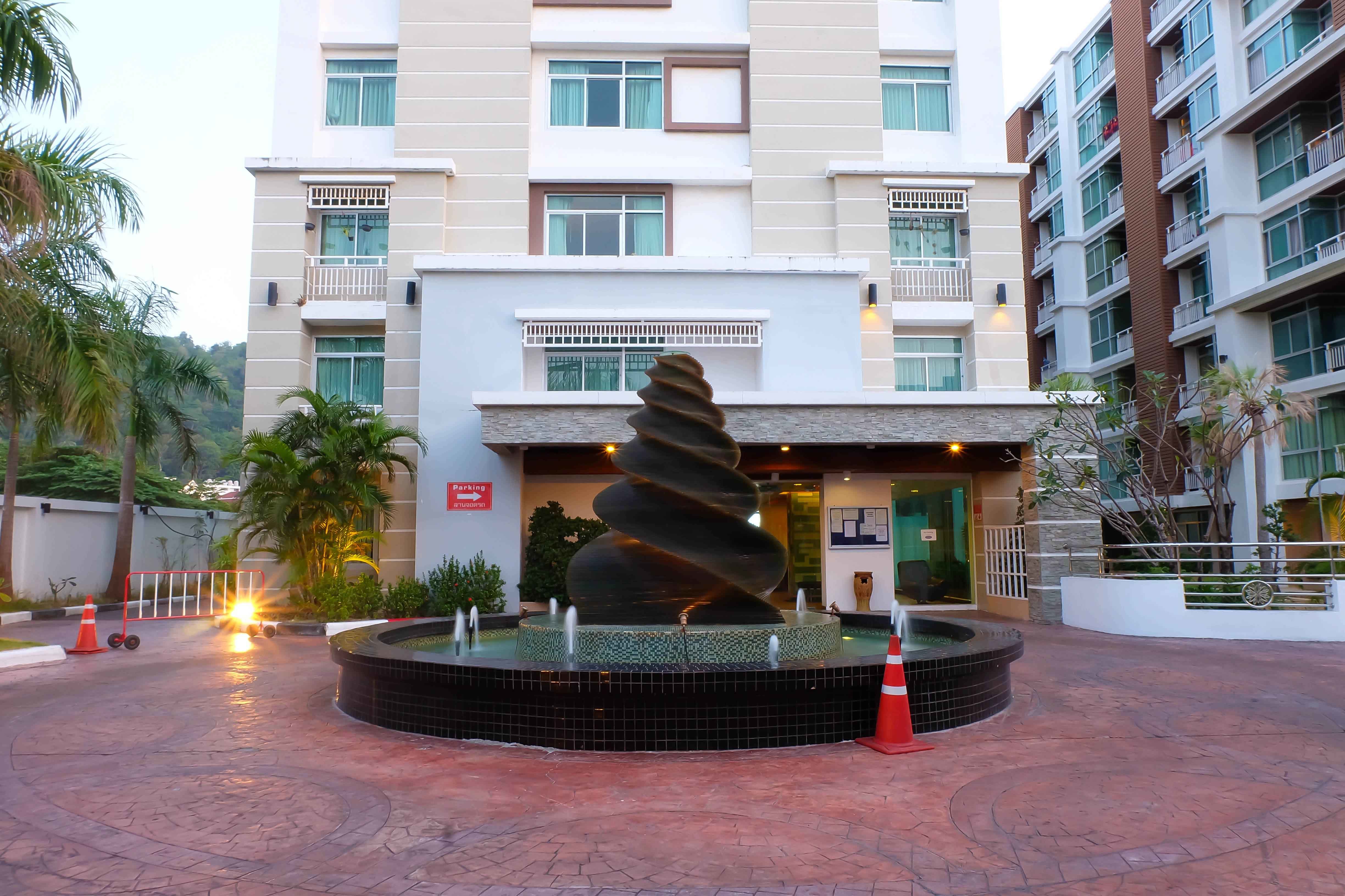 Icheck Inn Residence Patong