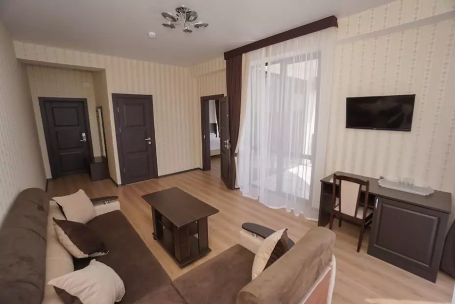 Paradise Beach Hotel
