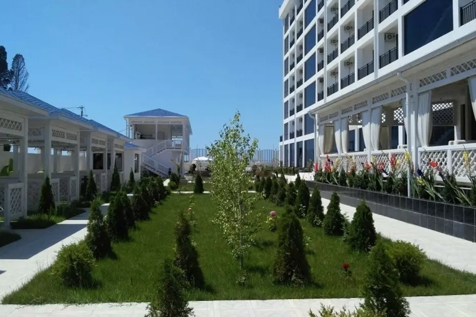 Paradise Beach Hotel