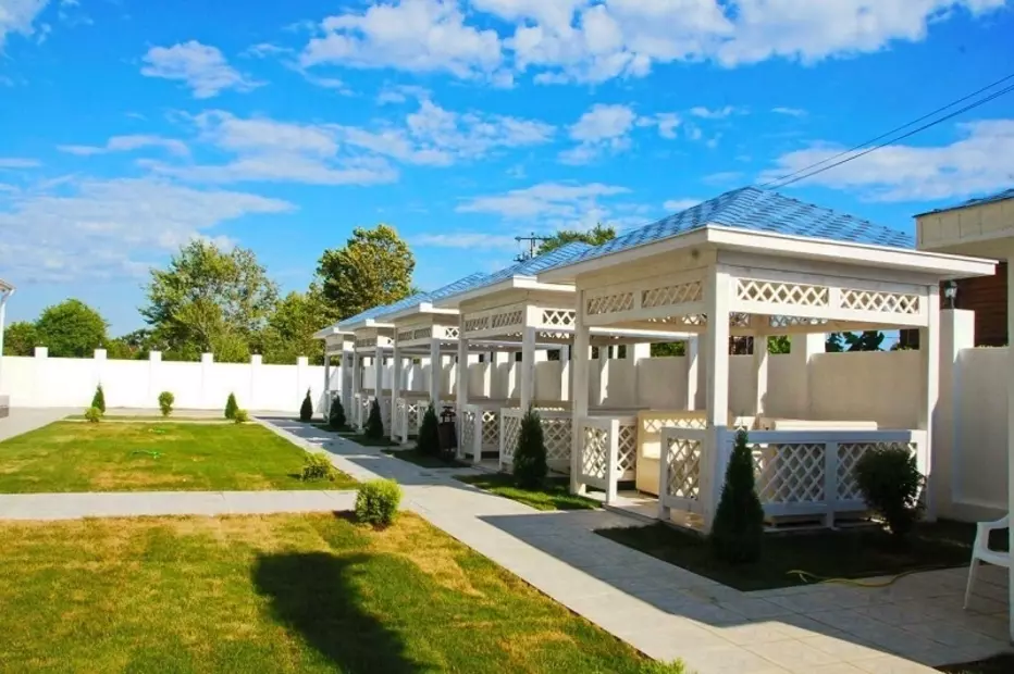 Paradise Beach Hotel