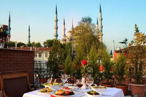 Istanbul Holiday Hotel