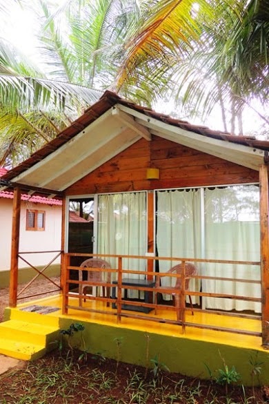 La Marine Morjim Beach Cottages