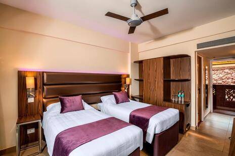 Caspia Hotel