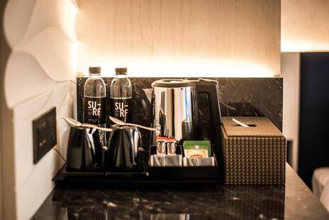 Clover Hotel Patong ( Ex. Surf Hotel Patong )