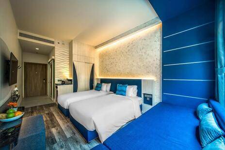 Clover Hotel Patong ( Ex. Surf Hotel Patong )