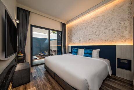 Clover Hotel Patong ( Ex. Surf Hotel Patong )