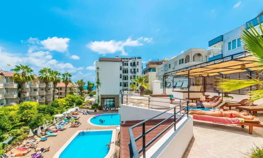 Boulevard Hotel