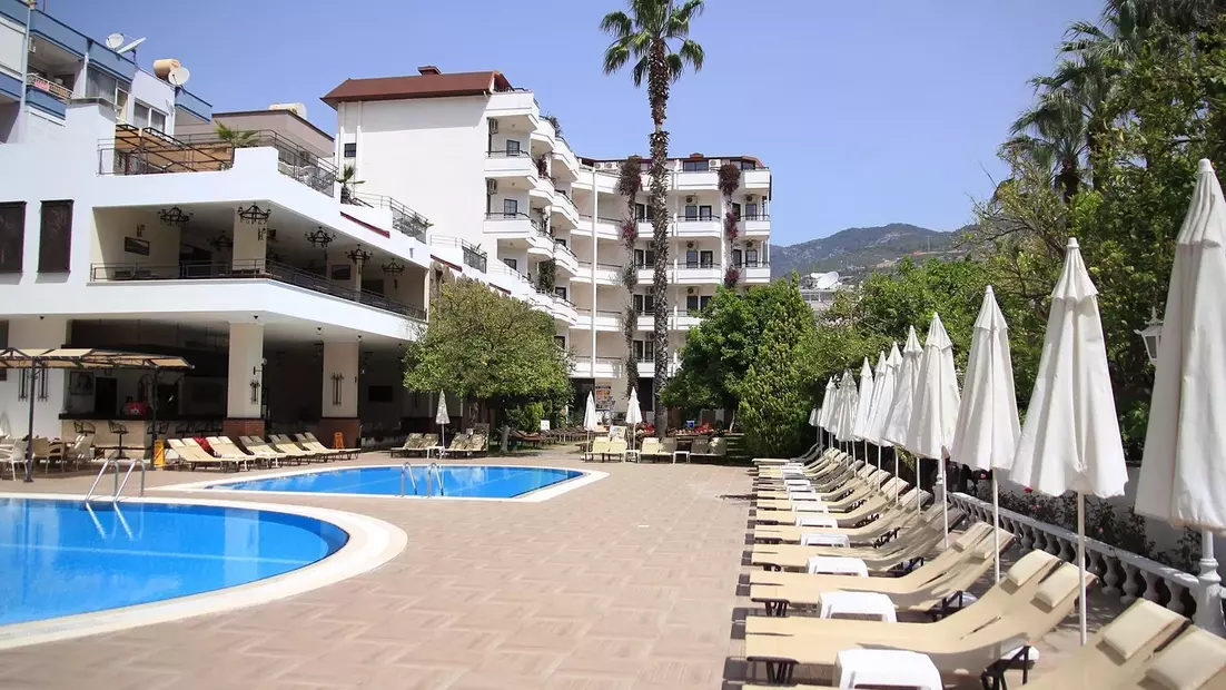 Boulevard Hotel
