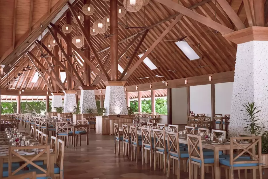 Reethi Faru Resort
