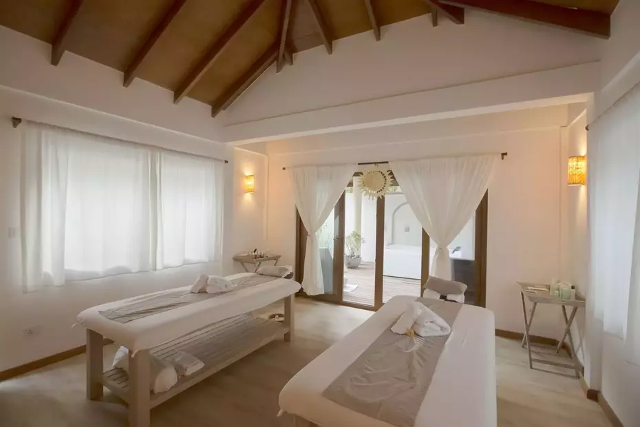 Reethi Faru Resort