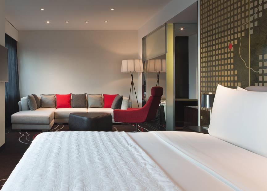 Le Meridien Saigon Hotel