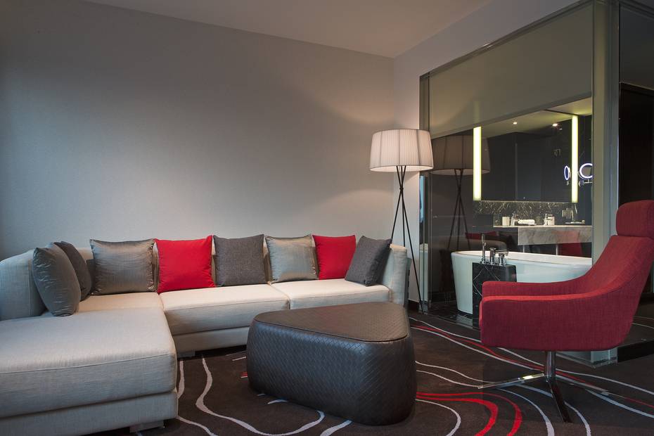 Le Meridien Saigon Hotel