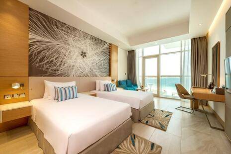 Royal Central The Palm