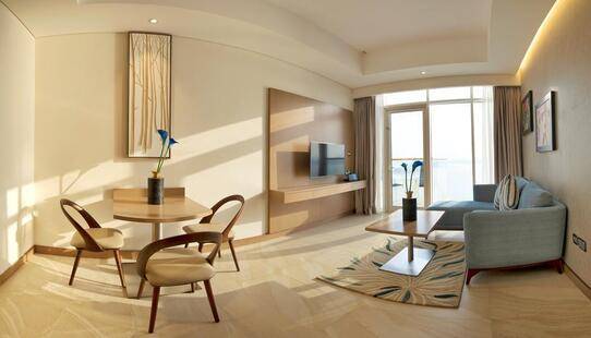 Royal Central The Palm