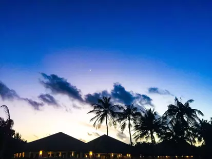 Noku Maldives Resort & Spa
