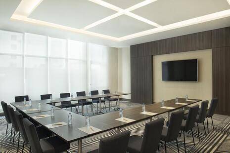 Hampton By Hilton Dubai Airport