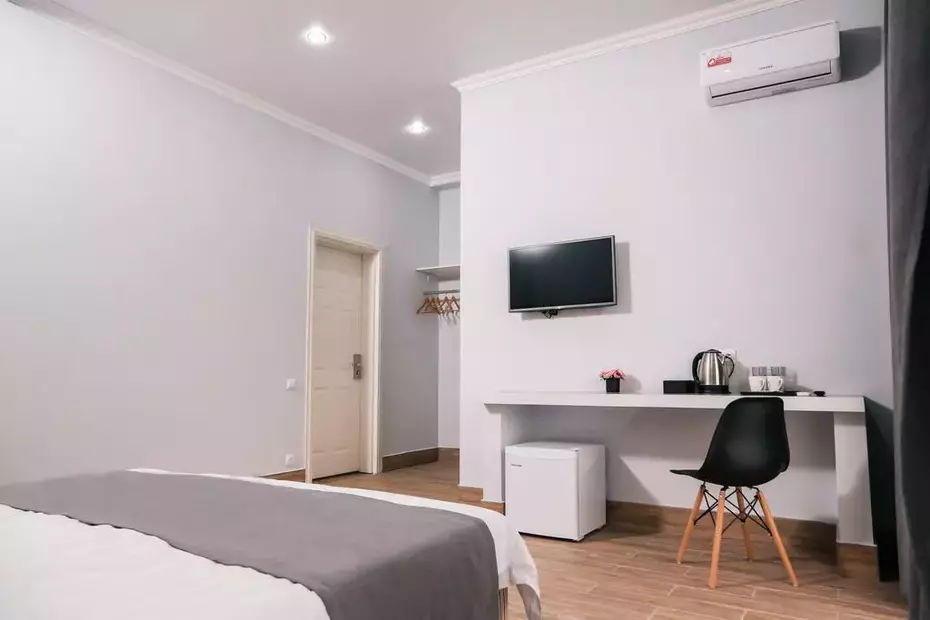 Higos Hotel