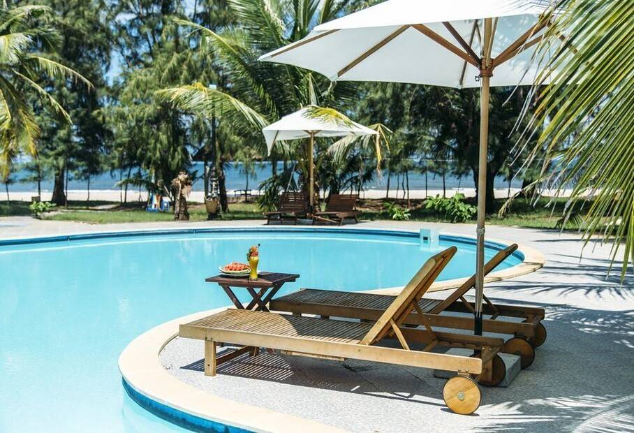 Lazi Beach Resort & Spa