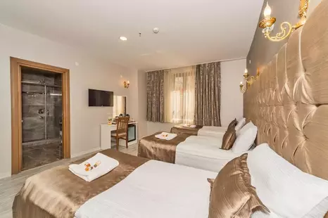 Grand Pamir Hotel