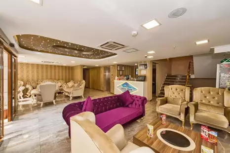 Grand Pamir Hotel