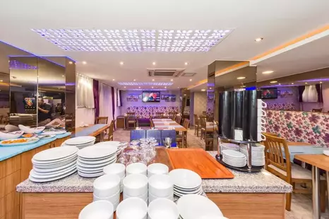 Grand Pamir Hotel