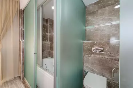 Grand Pamir Hotel