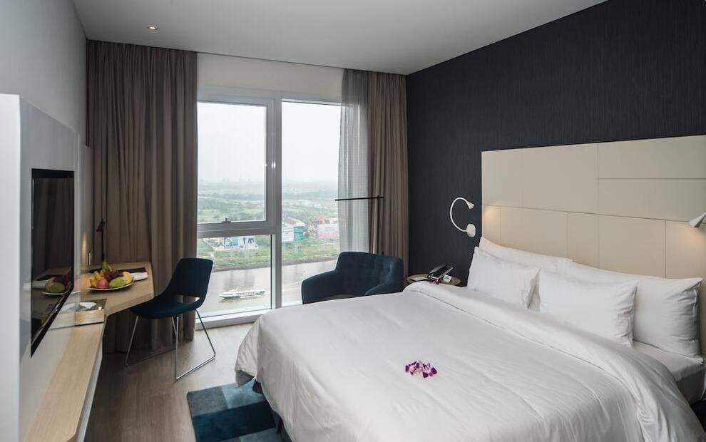 Liberty Central Saigon Riverside
