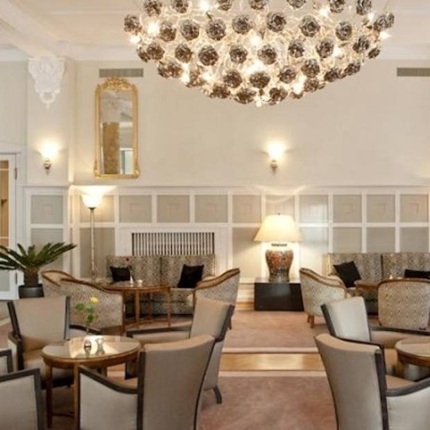 Cresta Palace