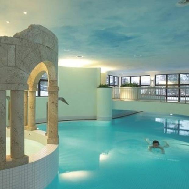 Cresta Palace