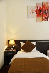Tomus Hotel