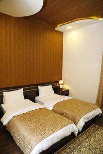 Tomus Hotel