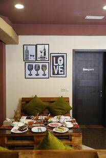 Tomus Hotel
