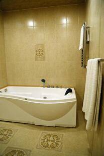 Tomus Hotel
