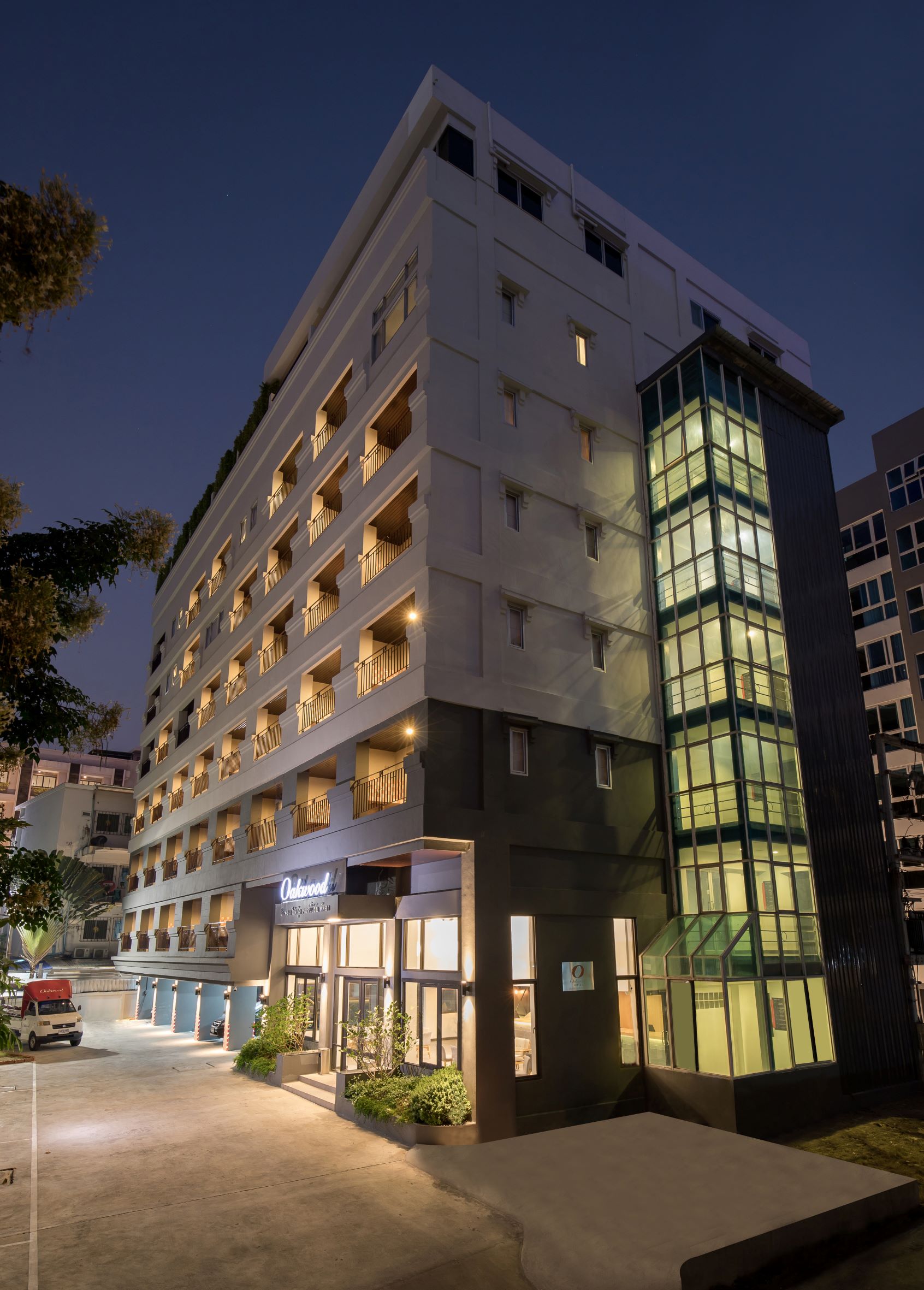 Oakwood Hotel Journeyhub Pattaya