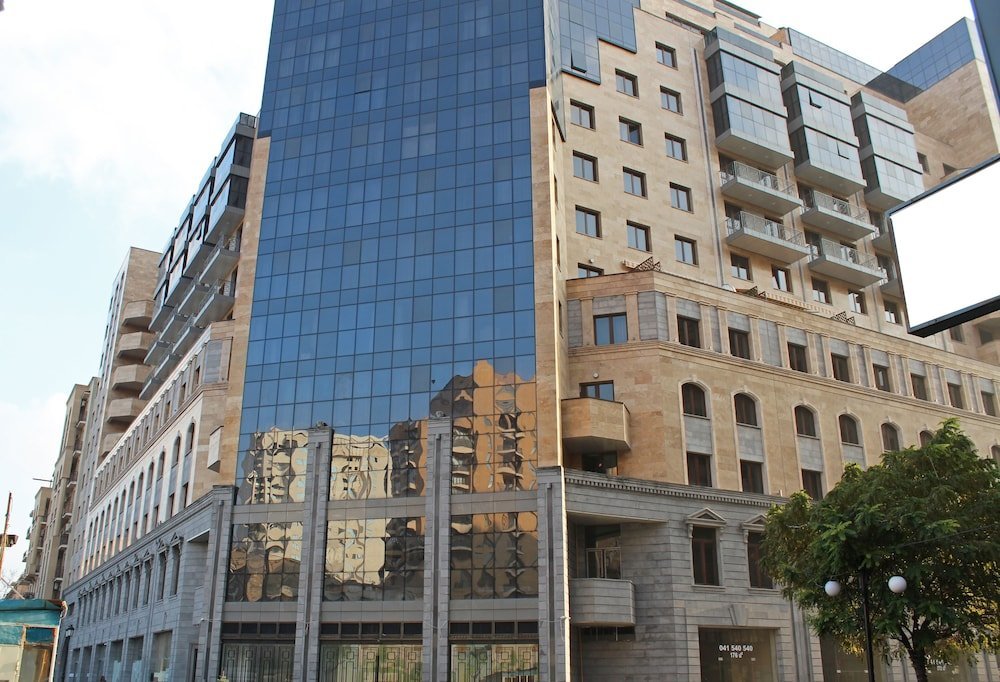 RIS Central Apartments Yerevan