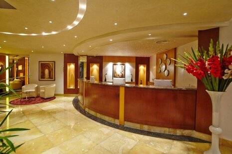 The Penthouse Suites Hotel