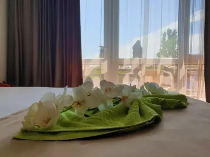 Oasis Club Resort Hotel