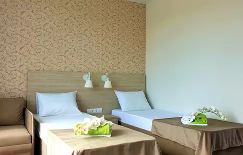 Oasis Club Resort Hotel