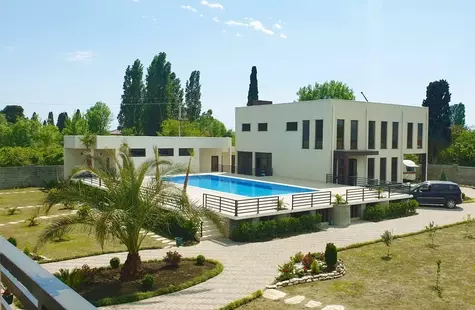 Oasis Club Resort Hotel
