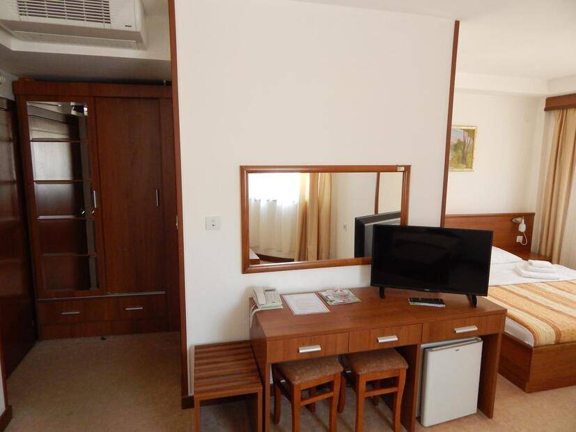 Jelak Hotel