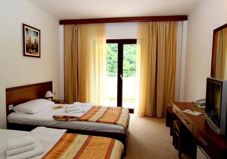 Jelak Hotel