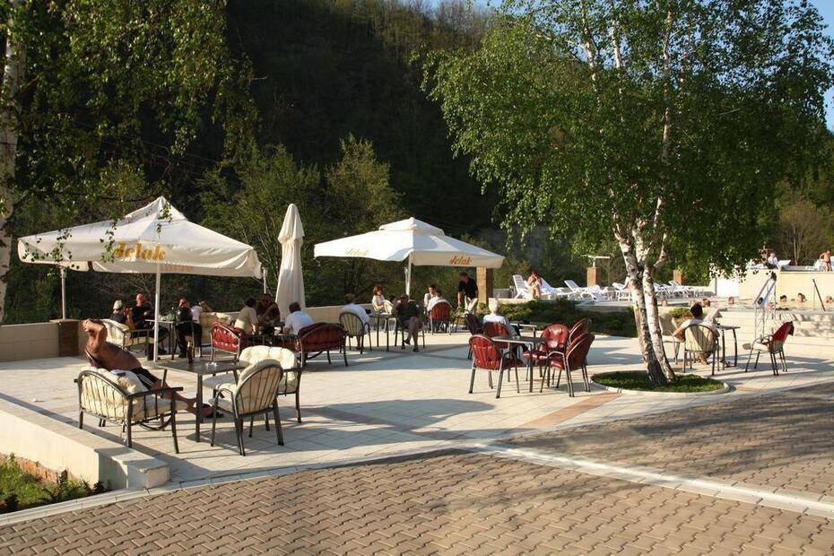 Jelak Hotel