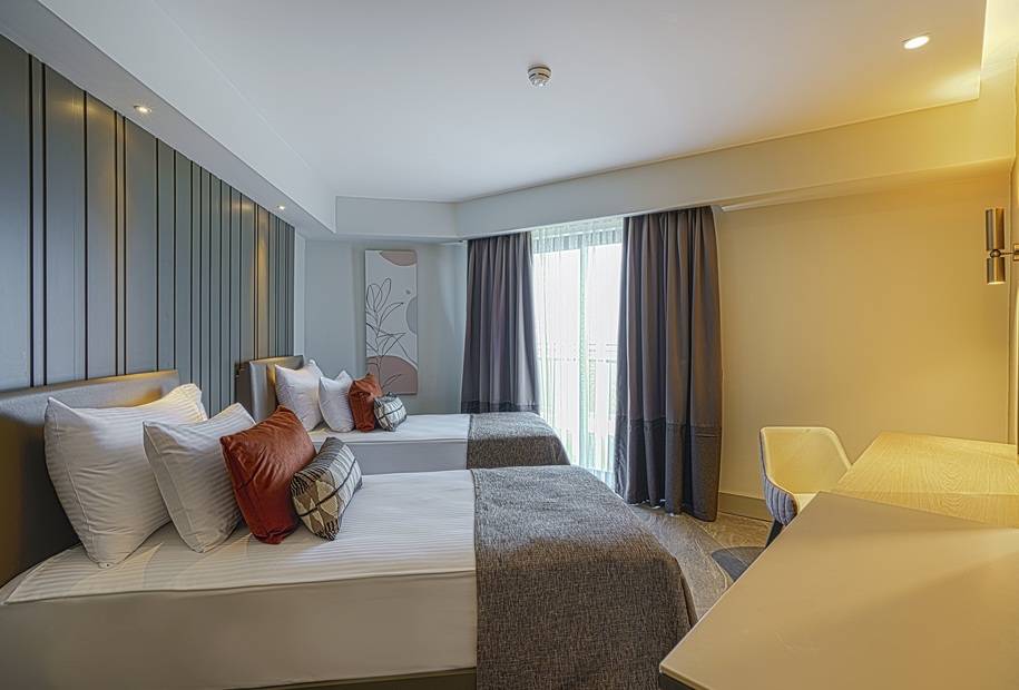 Kirman Calyptus Resort